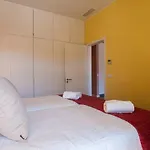 Hostee - Sublime 2br On Restauradores Sq
