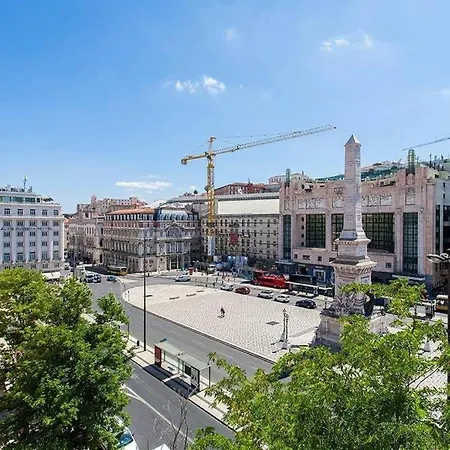 Hostee - Sublime 2Br Apt On Restauradores Sq * Lisbon