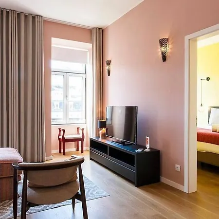 Apartment Hostee - Sublime 2Br Apt On Restauradores Sq Lisbon