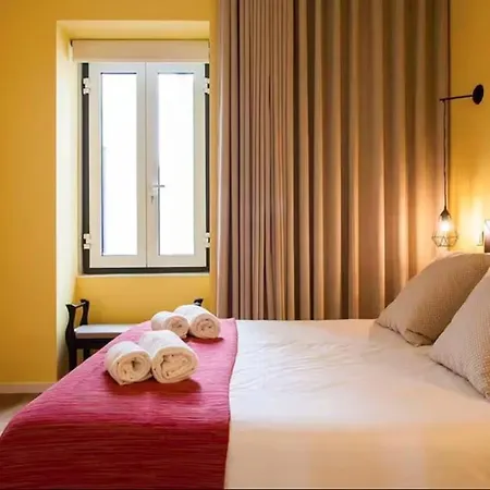 公寓 Hostee - Sublime 2br On Restauradores Sq *