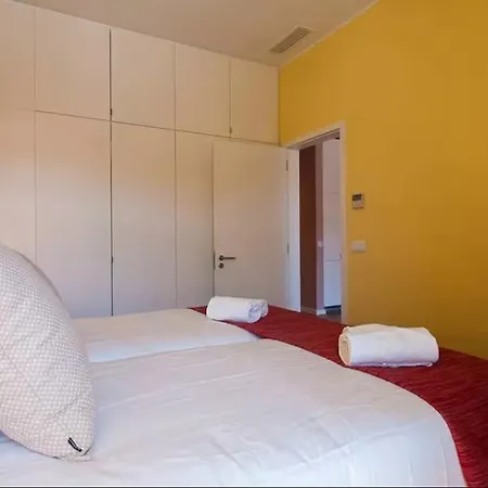 Hostee - Sublime 2br On Restauradores Sq