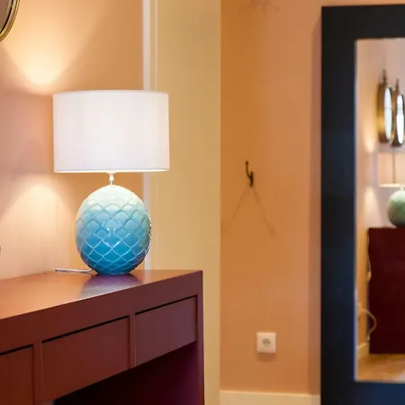 Joivy Sublime 2br On Restauradores Square Nearby Rossio Station * Lisbon